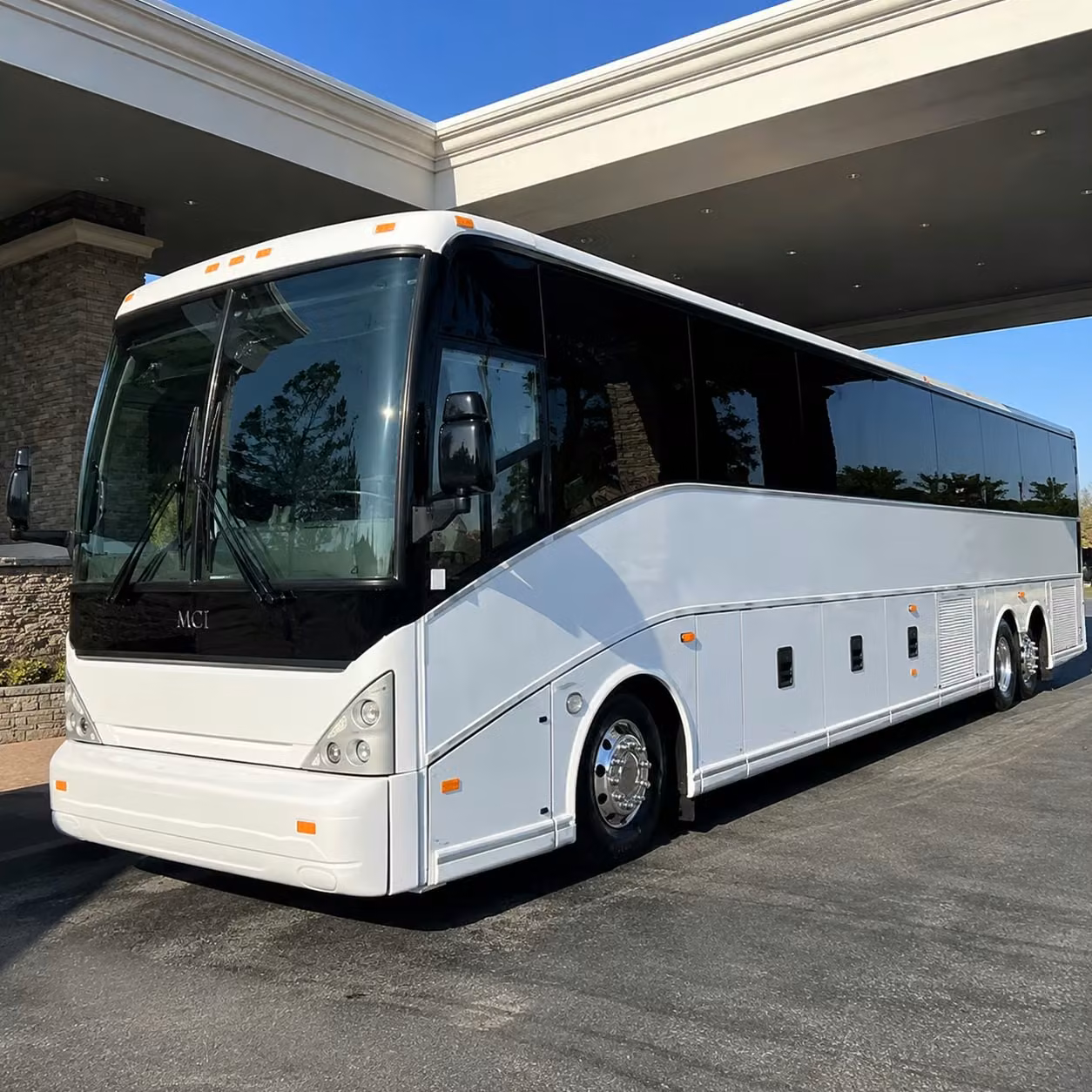 choose the right bus for your jonesboro airport transfer from sprinter vans to full size coaches