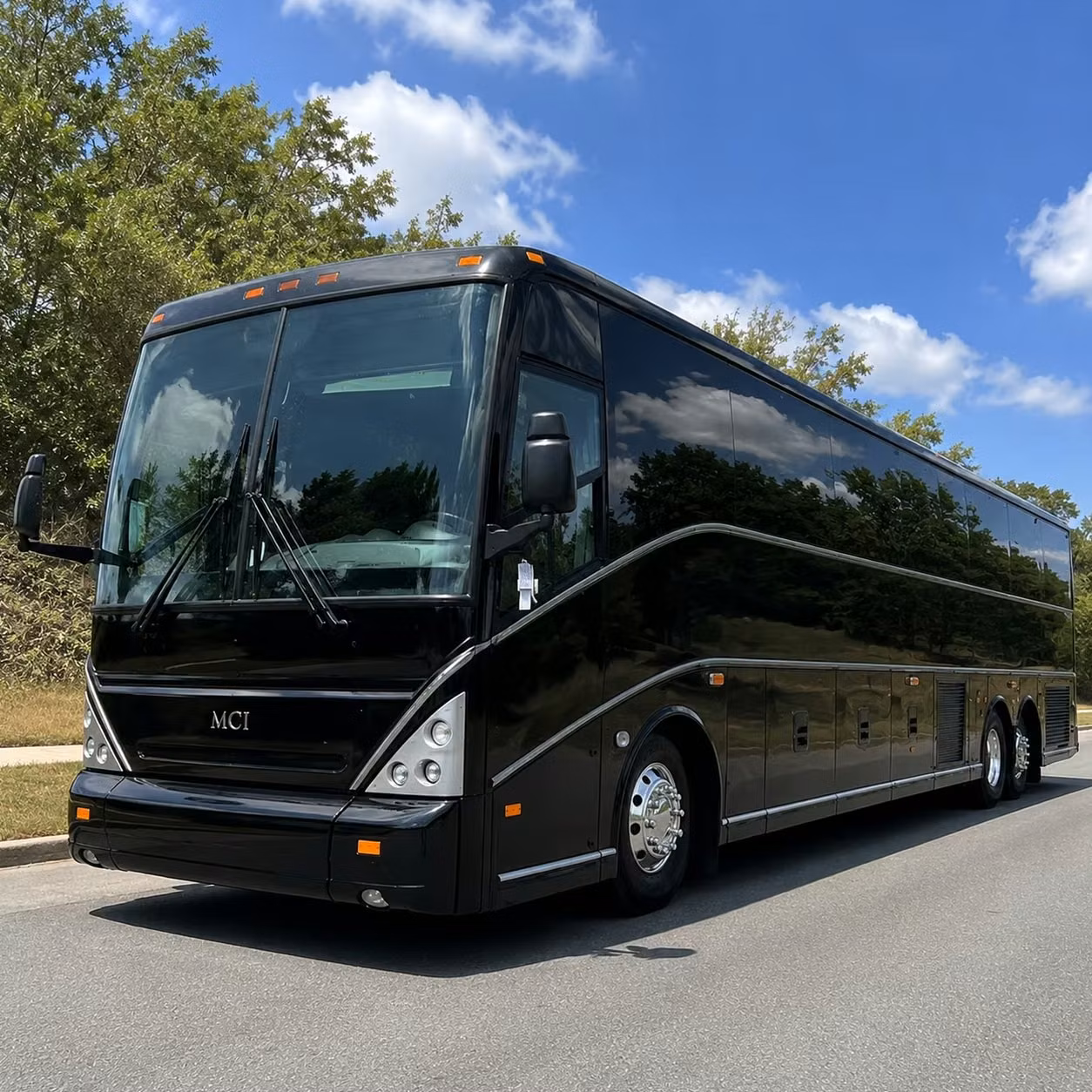 employee shuttle and commuter transportation throughout the jonesboro area