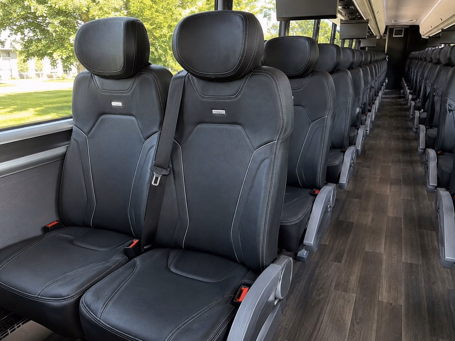 how the distance and duration of your trip affect charter bus rates in jonesboro