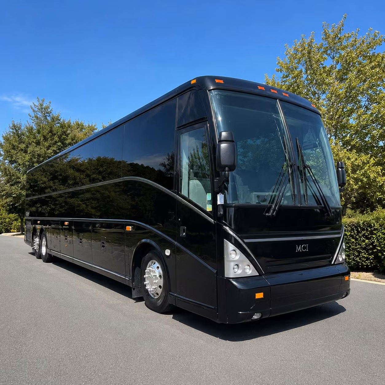 wedding shuttle buses for jonesboro arkansas venues